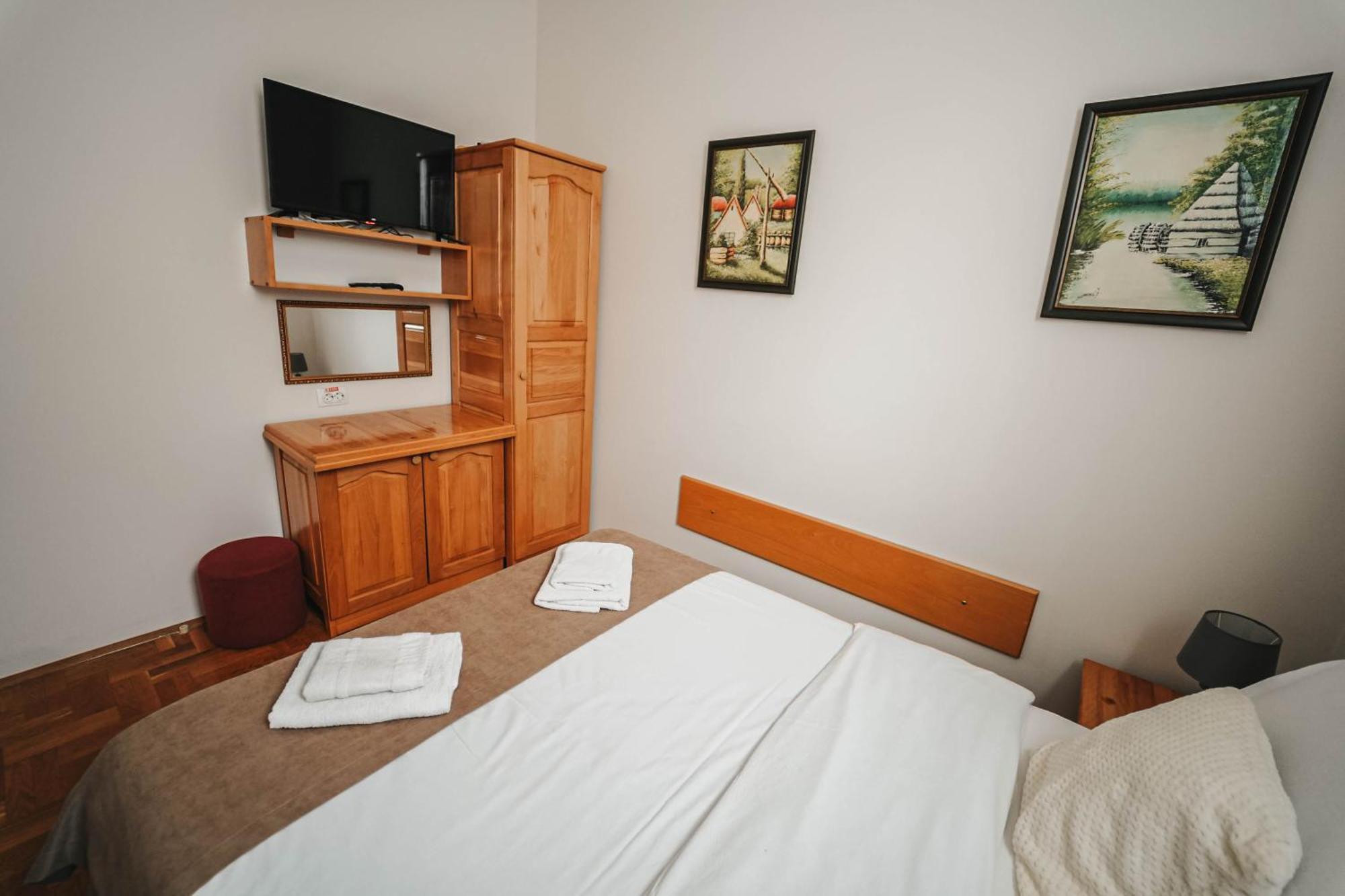 B&B Passage Σρέμσκα Μιτρόβιτσα Εξωτερικό φωτογραφία
