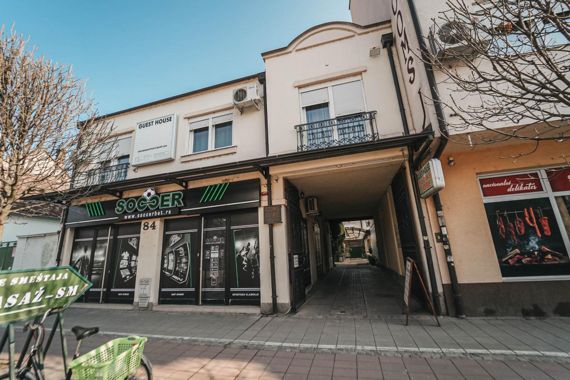 B&B Passage Σρέμσκα Μιτρόβιτσα Εξωτερικό φωτογραφία