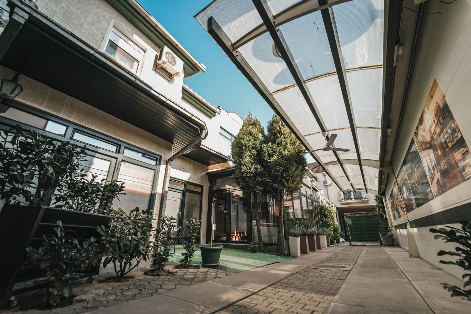 B&B Passage Σρέμσκα Μιτρόβιτσα Εξωτερικό φωτογραφία