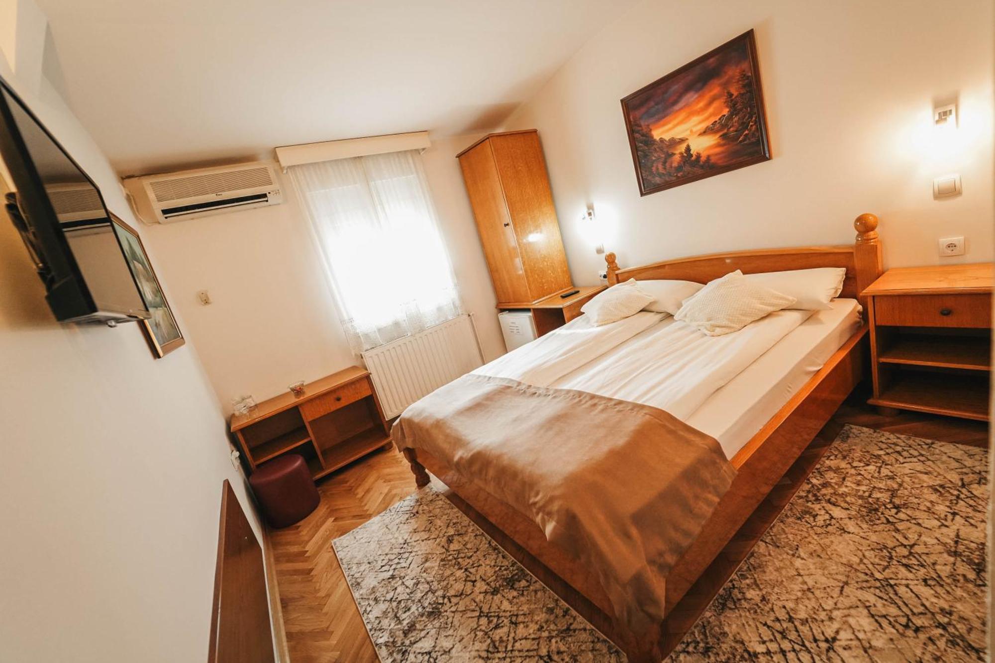 B&B Passage Σρέμσκα Μιτρόβιτσα Εξωτερικό φωτογραφία